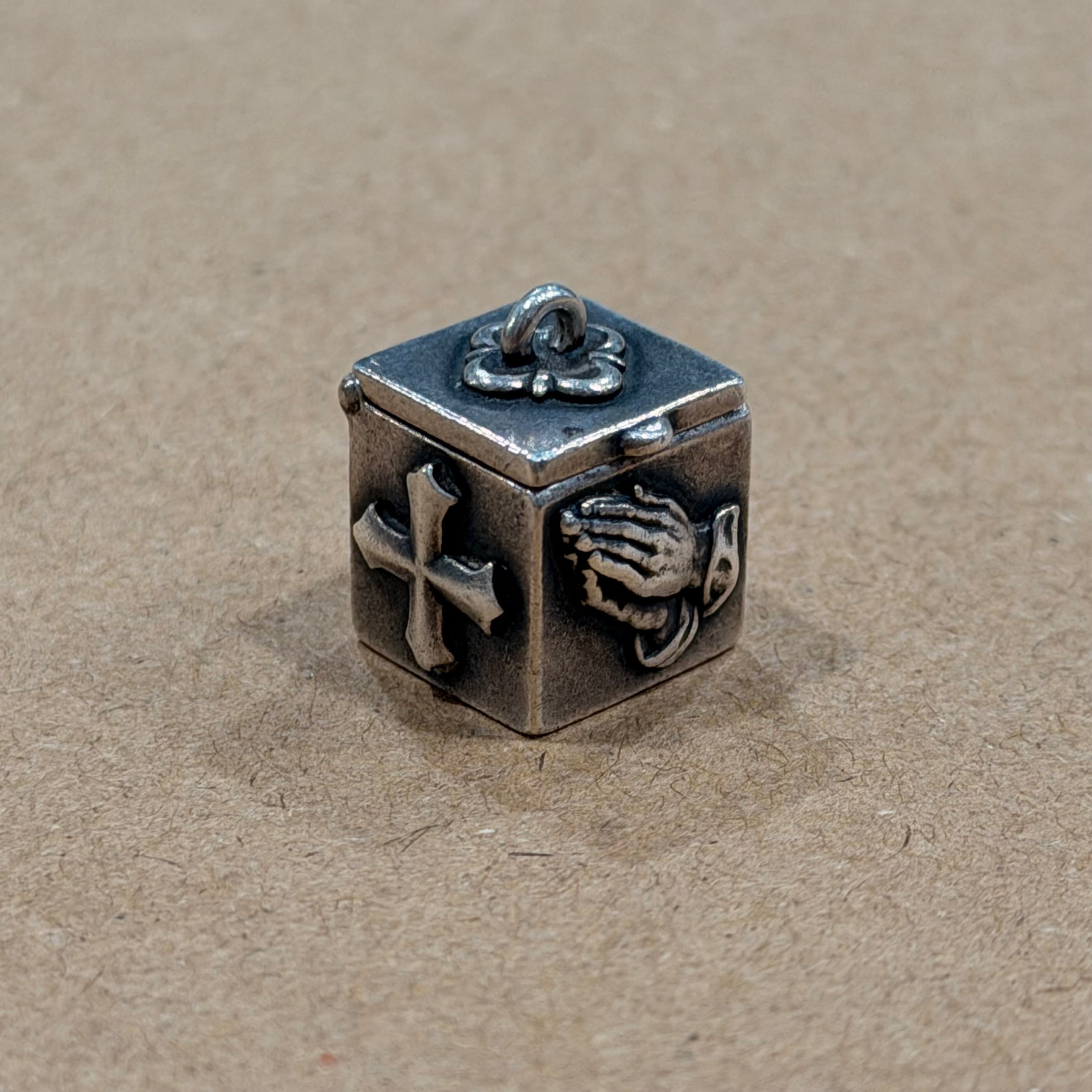 Sterling Prayer Box James Avery Pendant 0.5 in