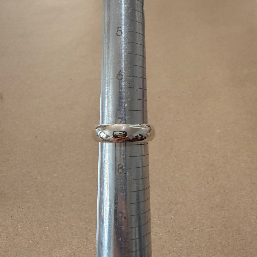 Essential Sterling Rounded Band Ring Sz 7