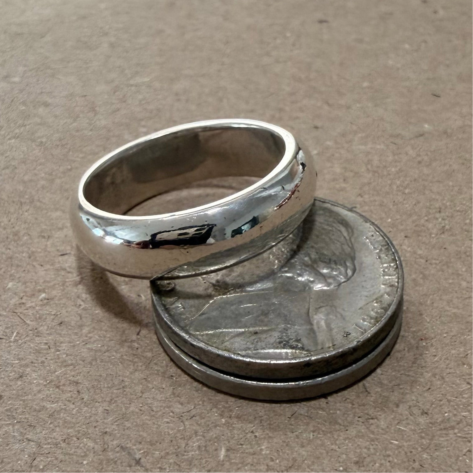 Essential Sterling Rounded Band Ring Sz 7.5