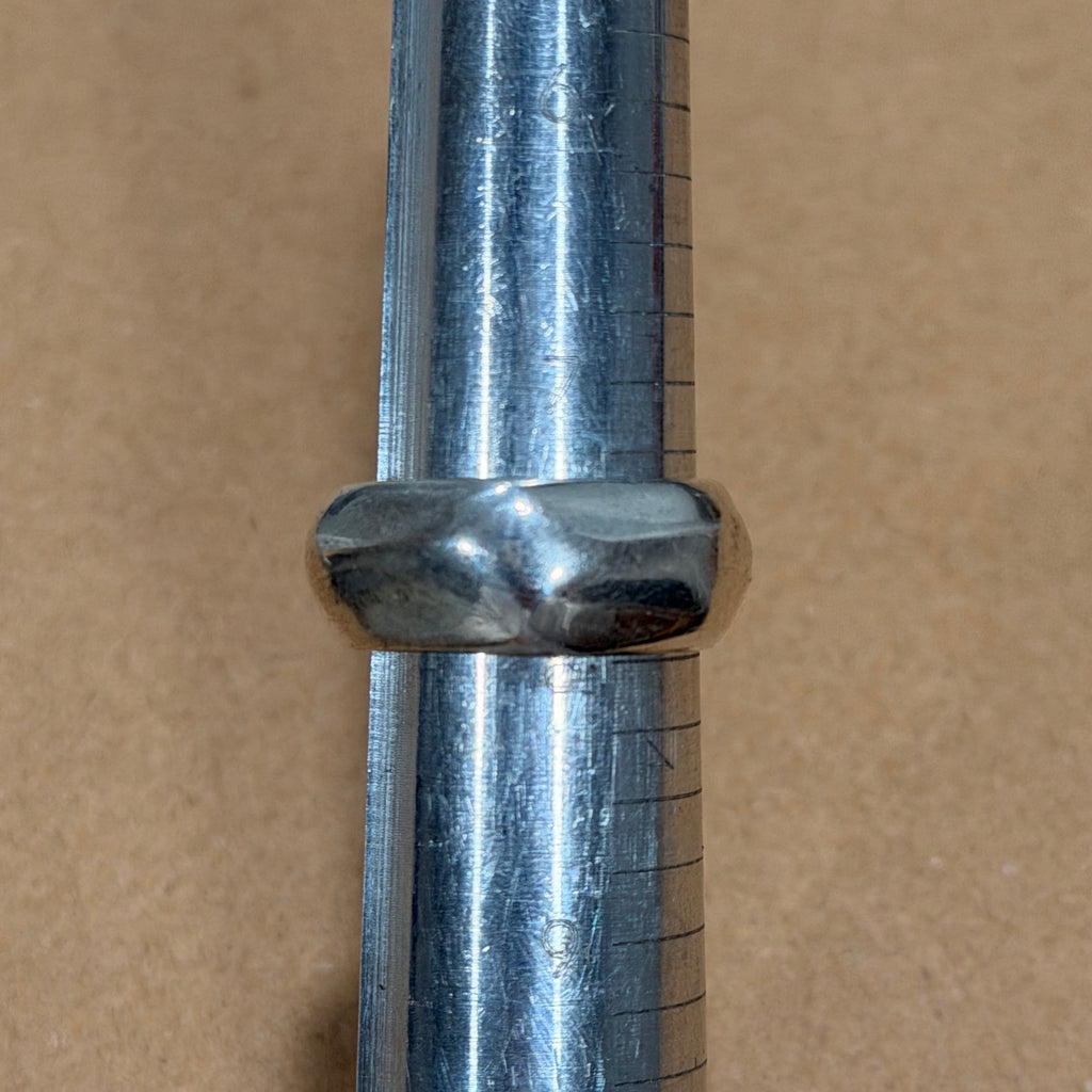 Hefty Sterling Modernist Rounded Ring Sz 7.75