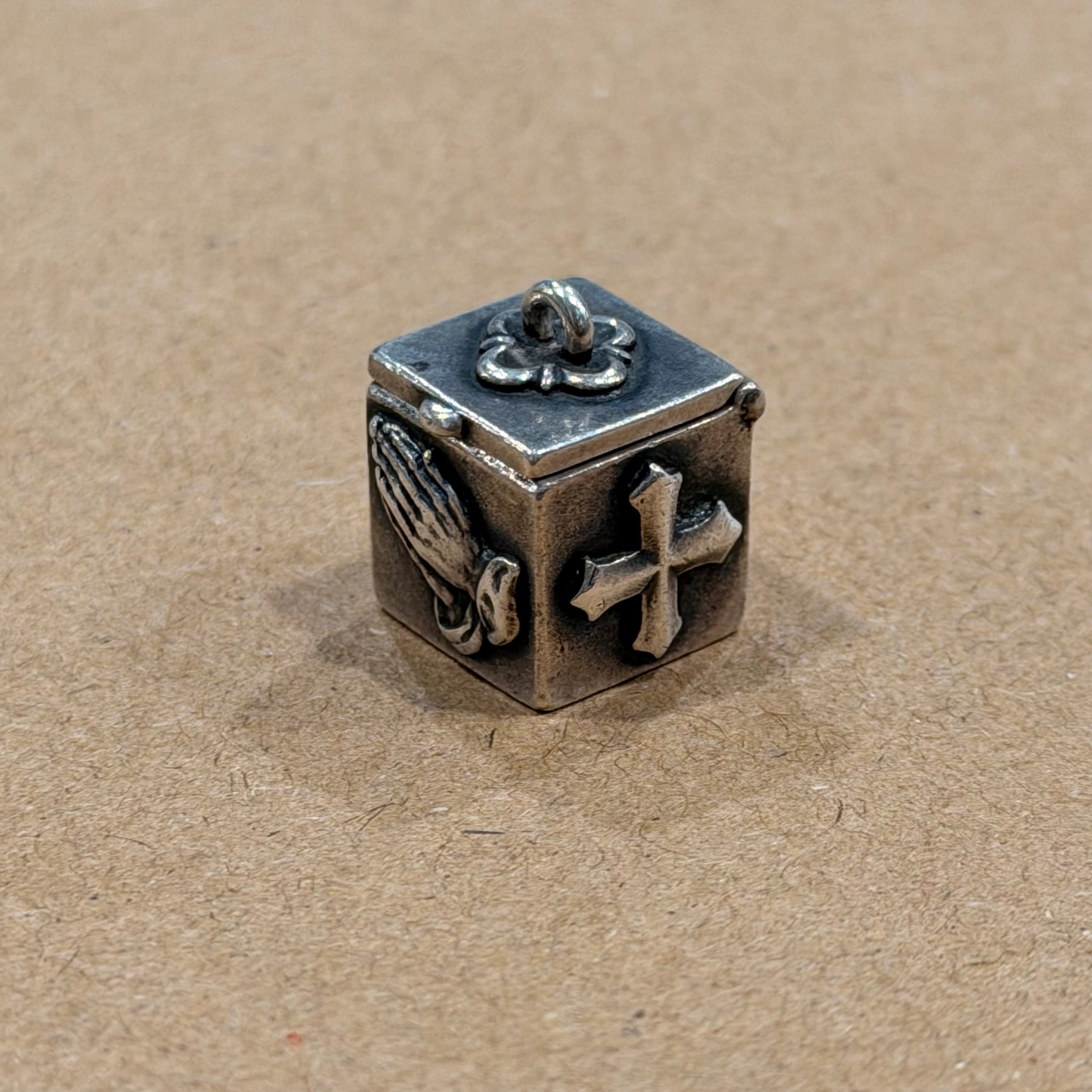 Sterling Prayer Box James Avery Pendant 0.5 in