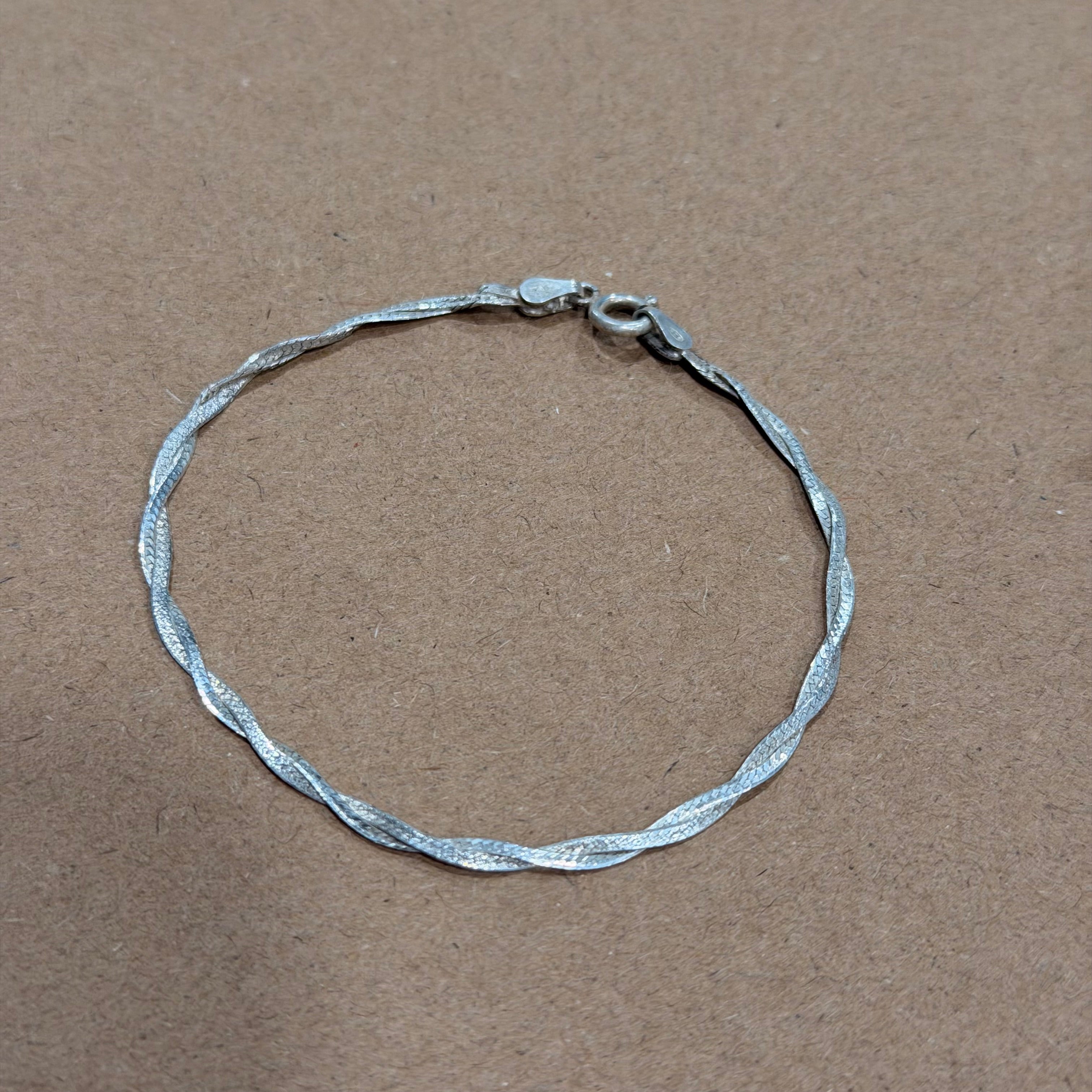 Sterling Lightweight Twisted Herringbone Bracelet 7 in