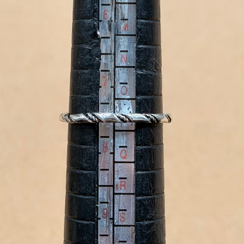 Sterling Engraved Thin Band Ring Sz 7.5