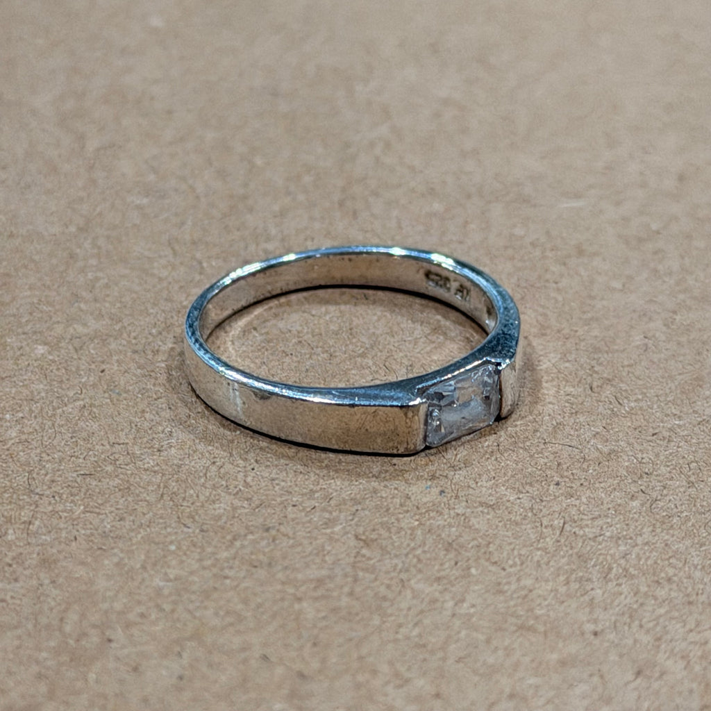 Sterling Cubic Zirconia Band Ring Sz 7.5