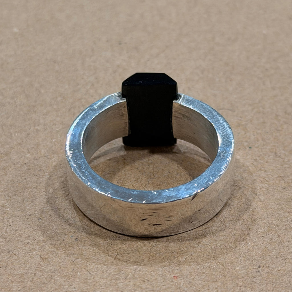 Sterling Thick Band Onyx Tension Set Ring Sz 11