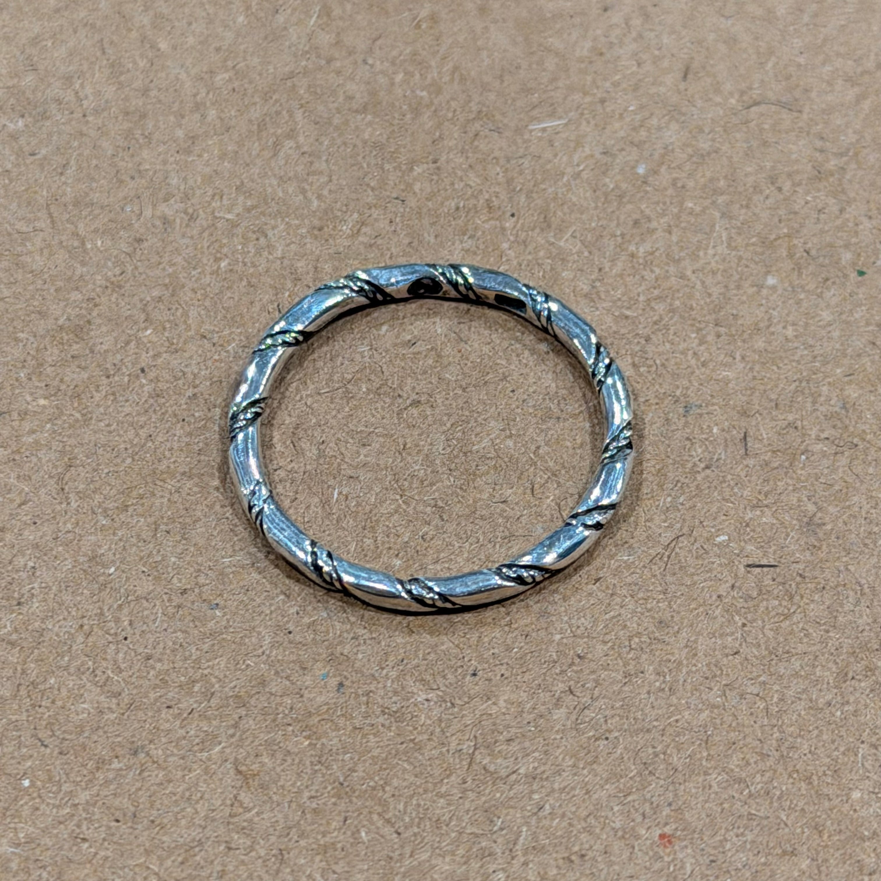 Sterling Engraved Thin Band Ring Sz 7.5