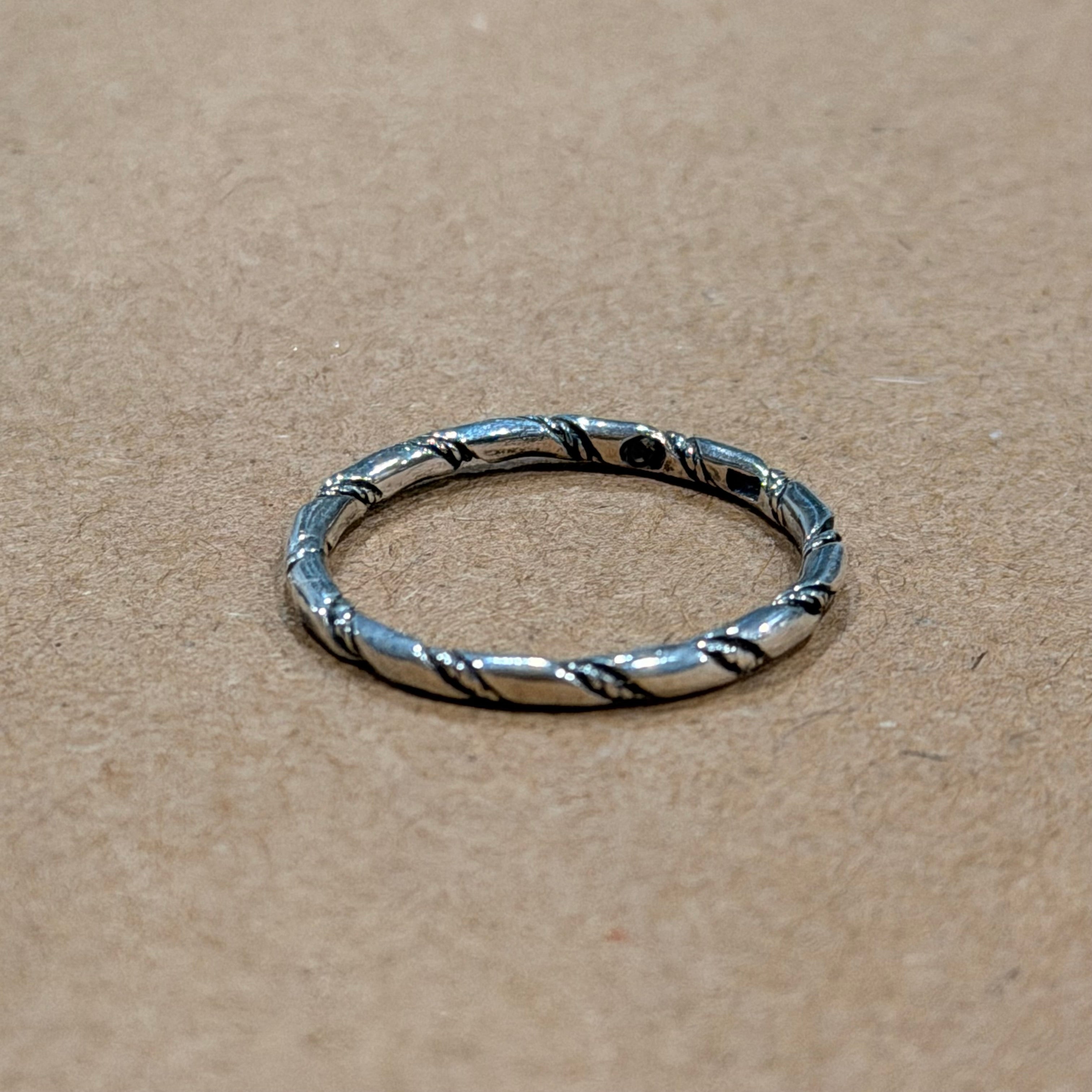 Sterling Engraved Thin Band Ring Sz 7.5